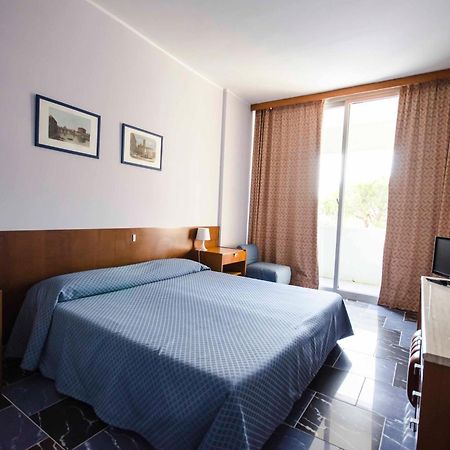 Grand Hotel Helios Tarquinia Ruang foto