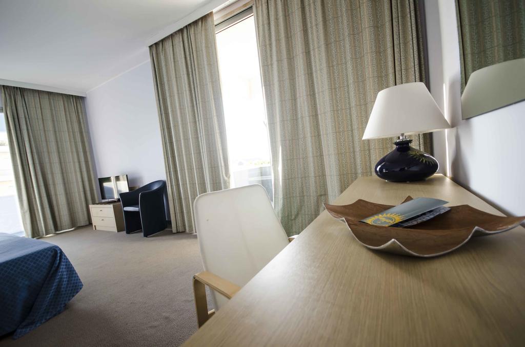 Grand Hotel Helios Tarquinia Bagian luar foto