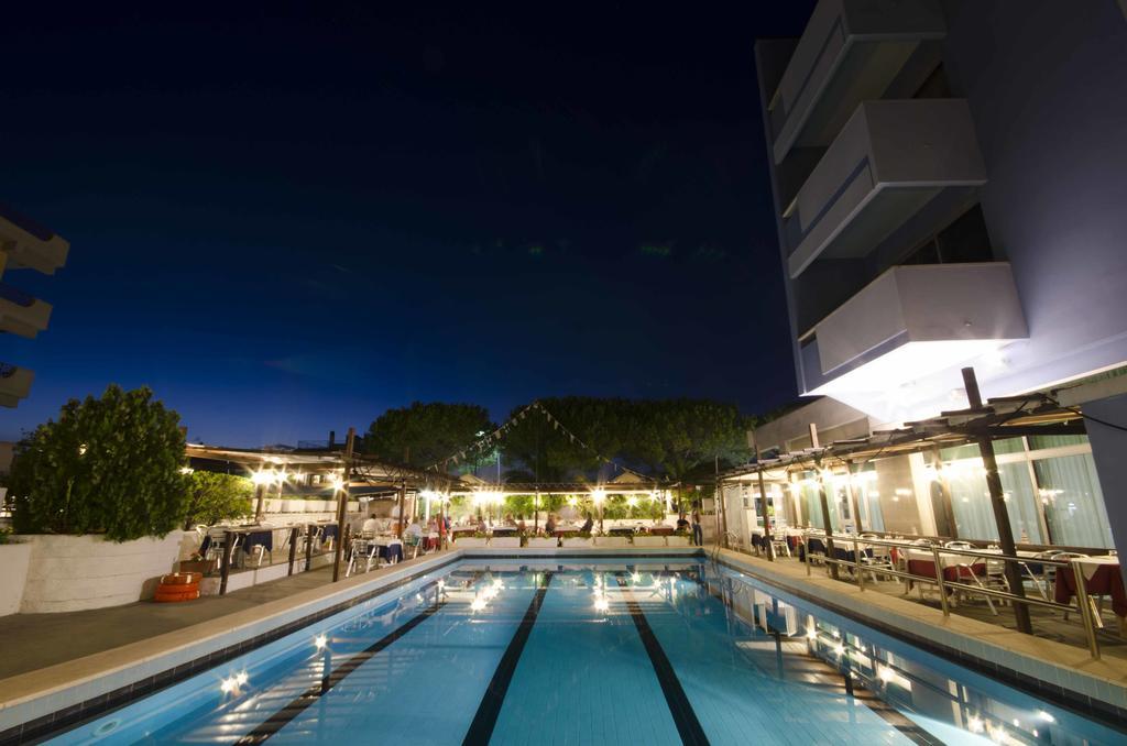 Grand Hotel Helios Tarquinia Bagian luar foto