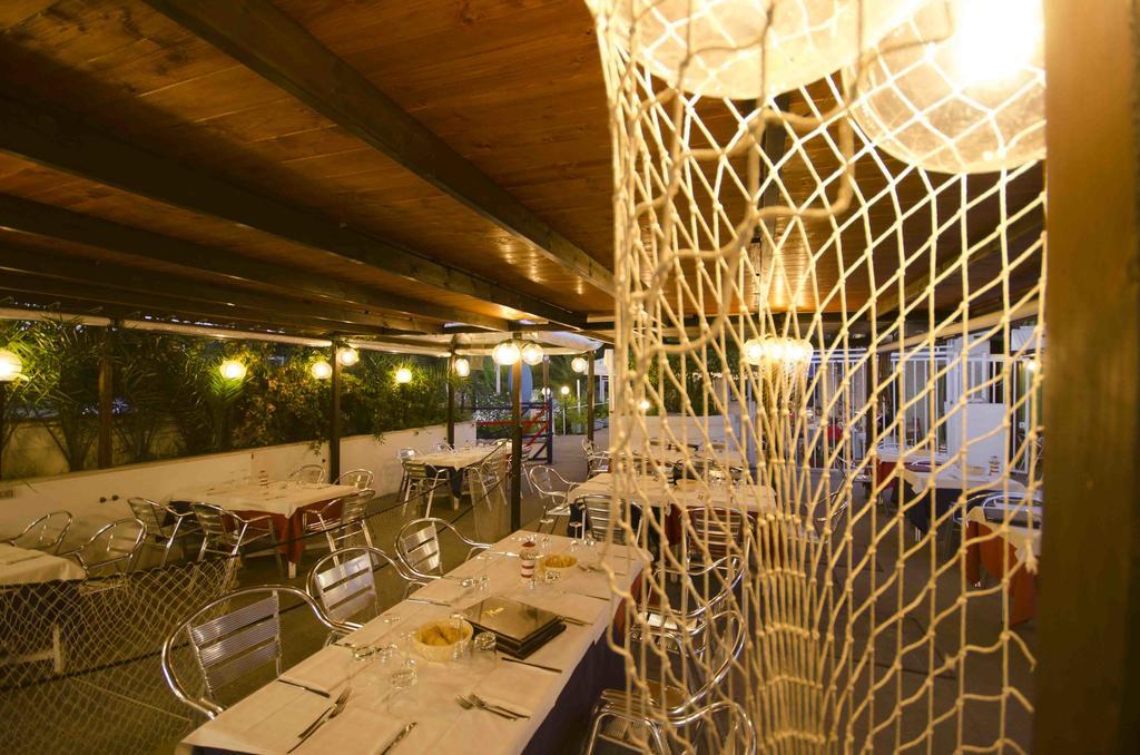 Grand Hotel Helios Tarquinia Bagian luar foto