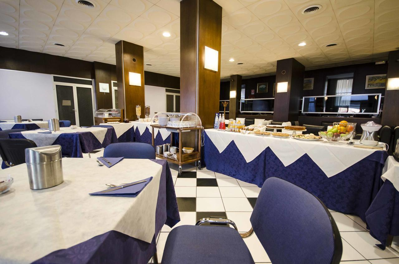 Grand Hotel Helios Tarquinia Bagian luar foto