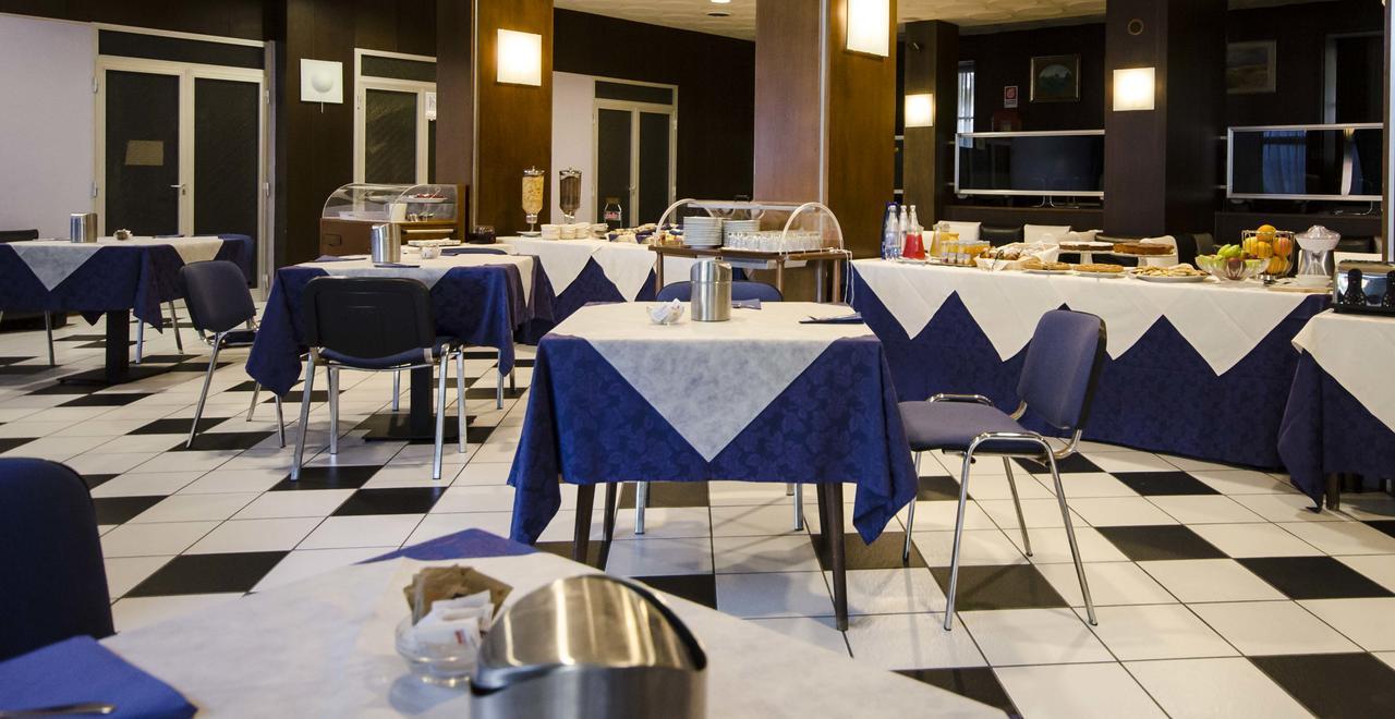 Grand Hotel Helios Tarquinia Bagian luar foto